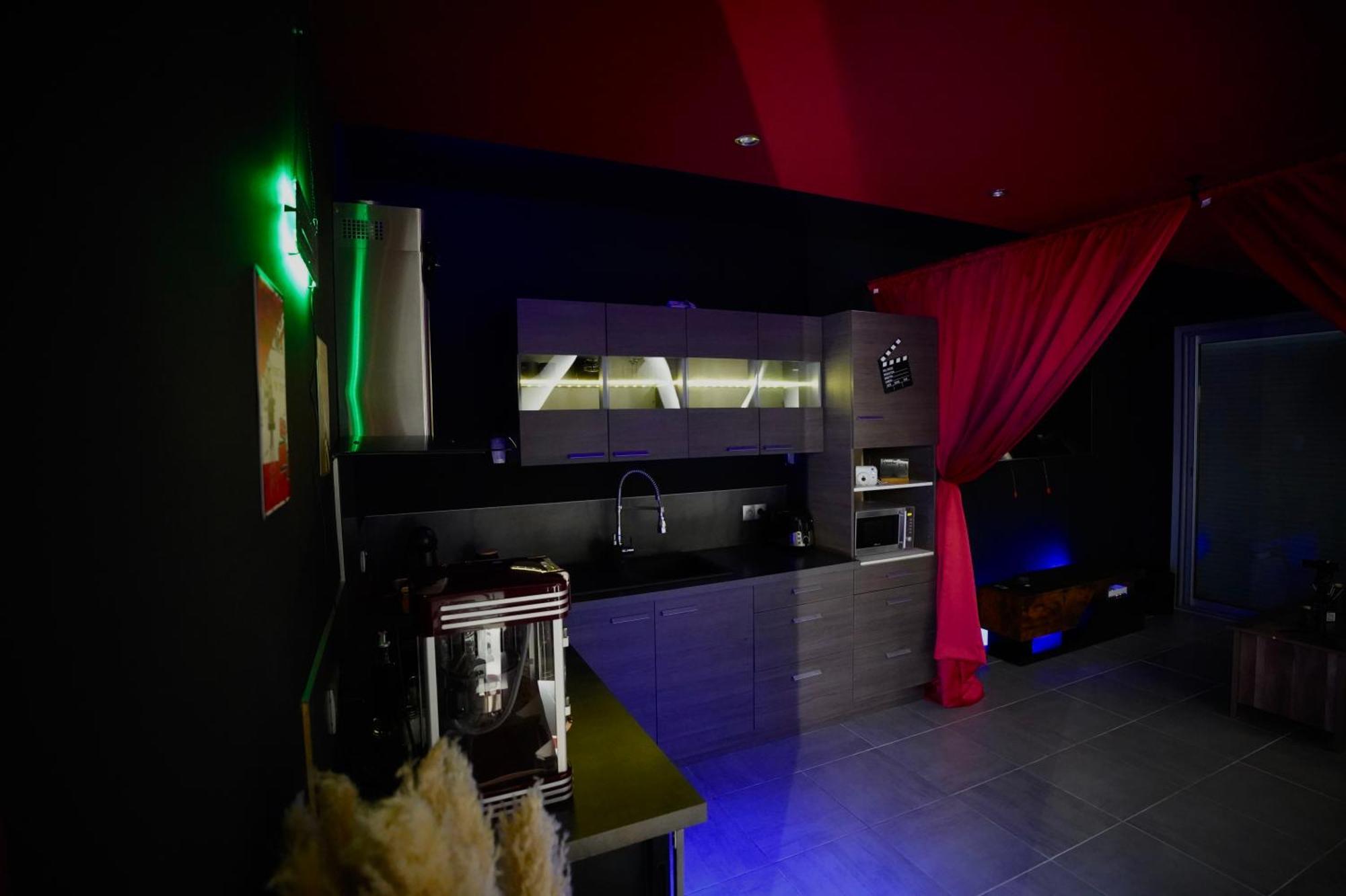 L Unique Cinema Room Grenoble Ngoại thất bức ảnh
