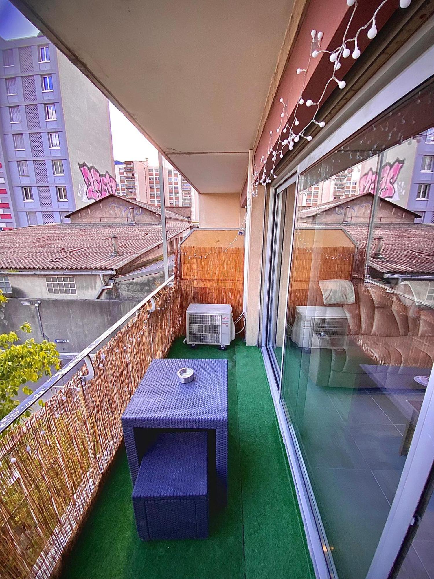 L Unique Cinema Room Grenoble Ngoại thất bức ảnh