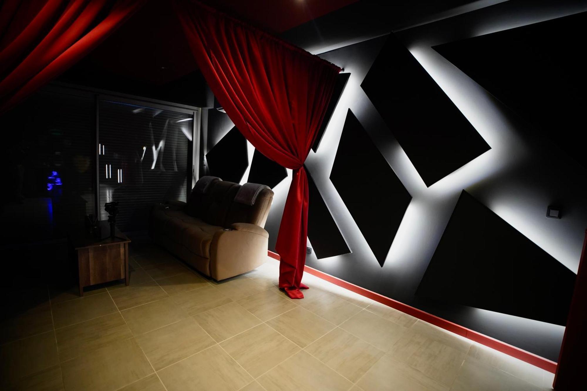 L Unique Cinema Room Grenoble Ngoại thất bức ảnh