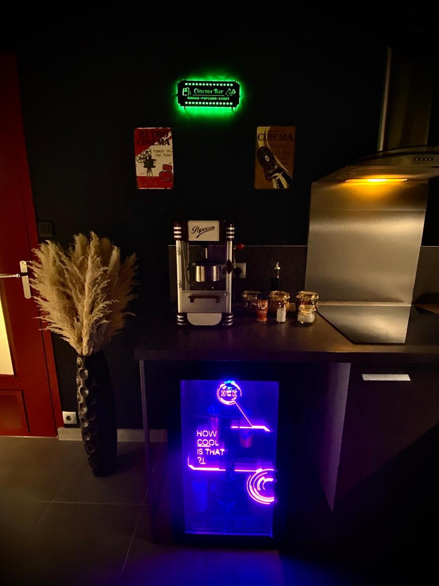 L Unique Cinema Room Grenoble Ngoại thất bức ảnh